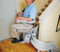 GHẾ TỰ NÂNG  