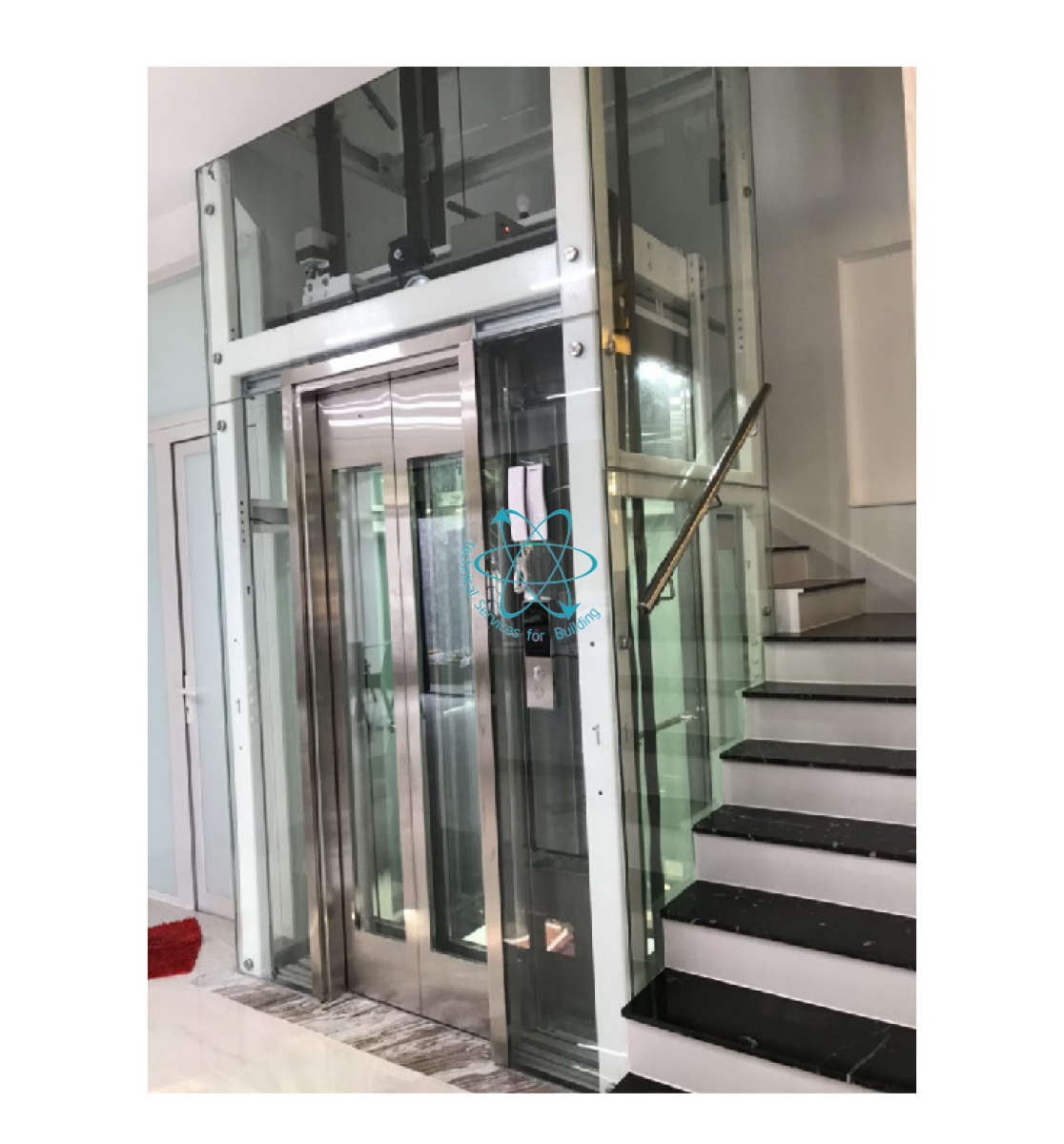 THANG MÁY GIA ĐÌNH CỬA TỰ ĐỘNG 