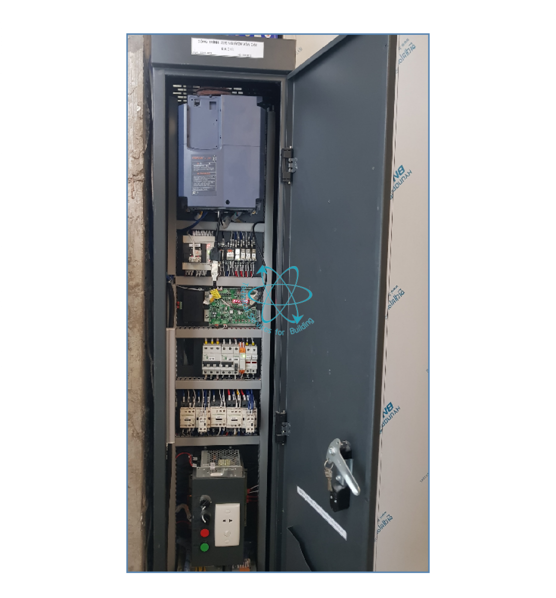TỦ ĐIỀU KHIỂN LOGIC PLC